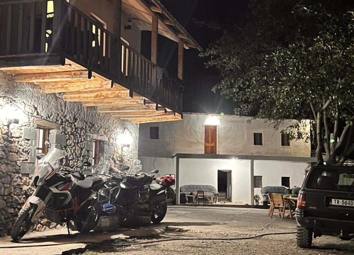 Lulebore Guesthouse Lekbibaj Guest house